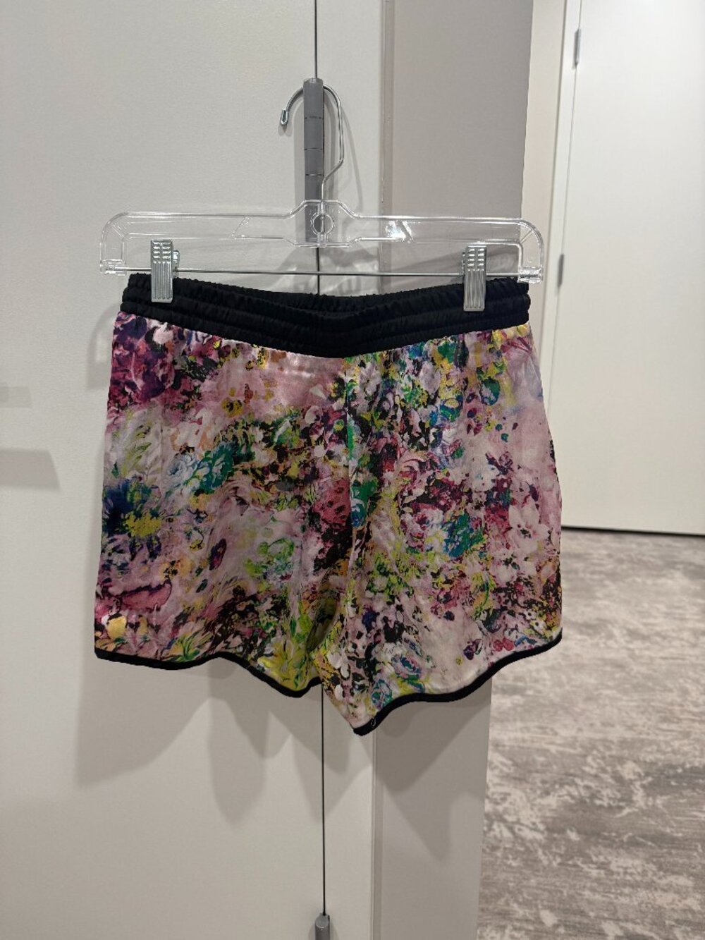Floral Print Flowy Shorts | S | Lightweight & Silky